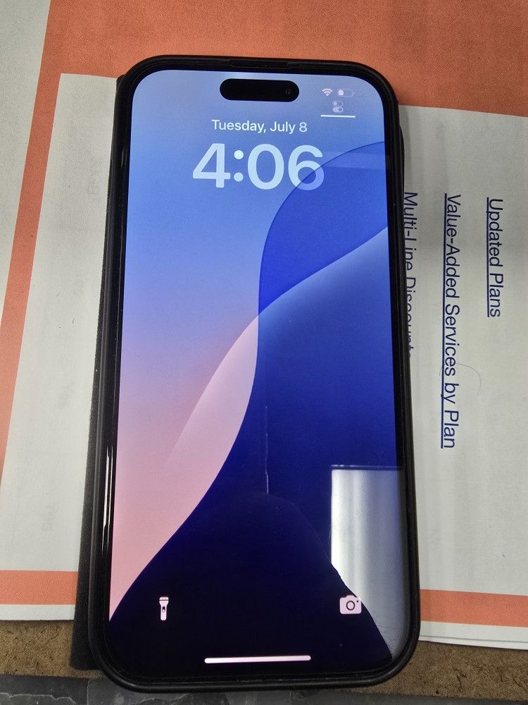 IPhone 15 (Boost Mobile) 