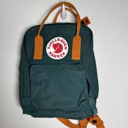 Fjallraven Women's Kanken Mini Backpack