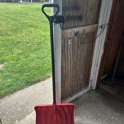 Snow Shovel 