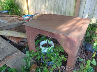 Welding table