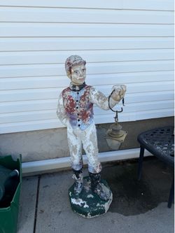 Lawn jockey