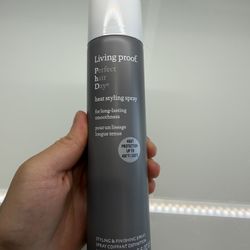 Living Proof Heat Styling Spray 