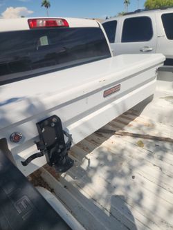 Tool box for truck ( read description)