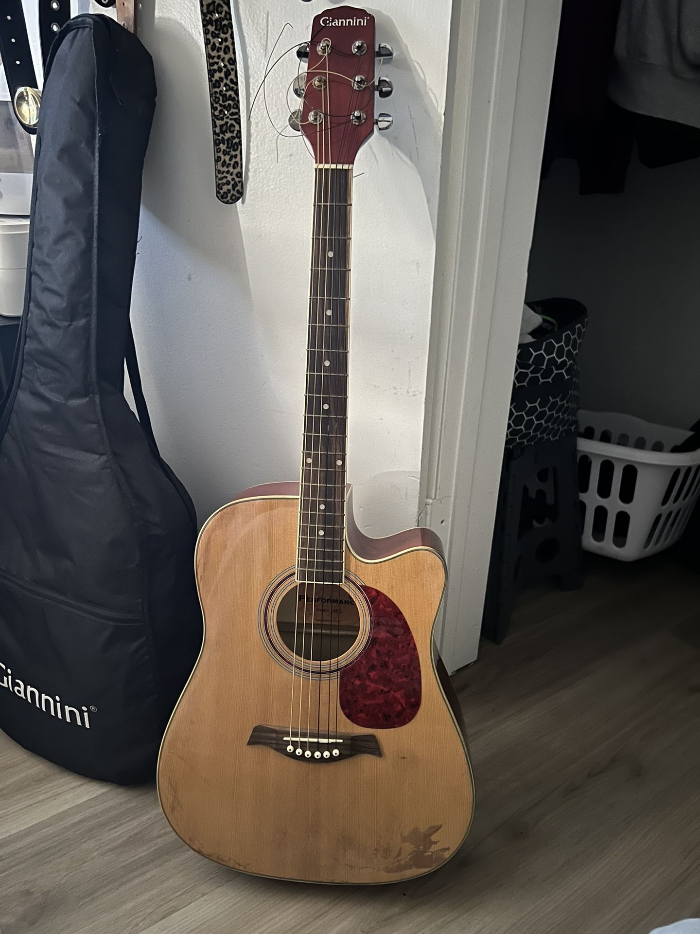 Giannini DG-41 CEQ Acoustic Electric Cutaway Dreadnought Guitar