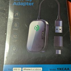 Wireless CarPlay
Adapter w/ Apple
iPhone Dark Black