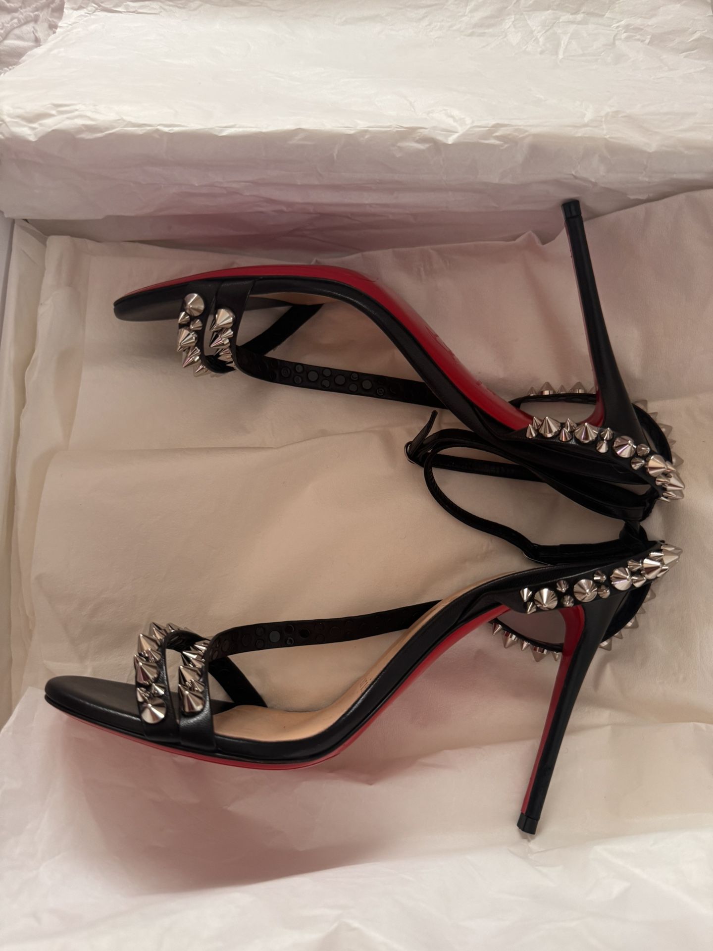 Christian louboutin Women Heels
