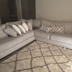 Cozy Plush Light Grey Sectional Barely Used