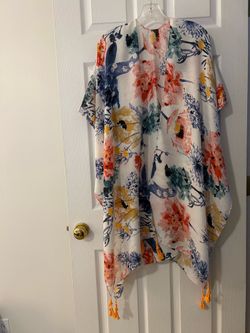 Floral Print Topper