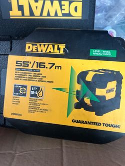 DEWALT self-leveling cross line laser 55'/ 16.7m