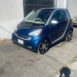 2007 Mercedes Smart Car