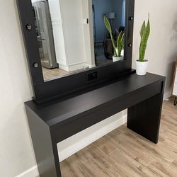 Black Vanity