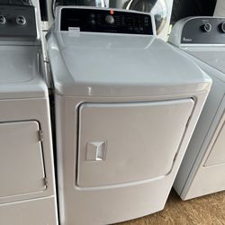 Frigidaire Electric Dryer : todo Le Funciona Perfecto 