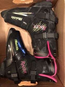 Kids Ski Boots sz 4