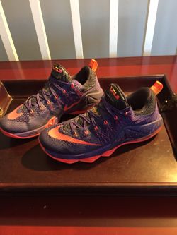 Nike Lebron XII Low Court Purple