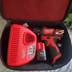 Milwaukee  M12 Brushed
