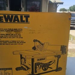 DeWALT Table Saw/ Sierra De Mesa 