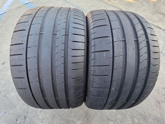 2 USED TIRES PIRELLI 275/35/19