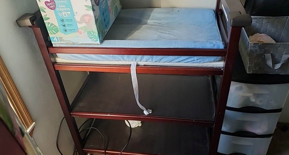 Graco Changing Table