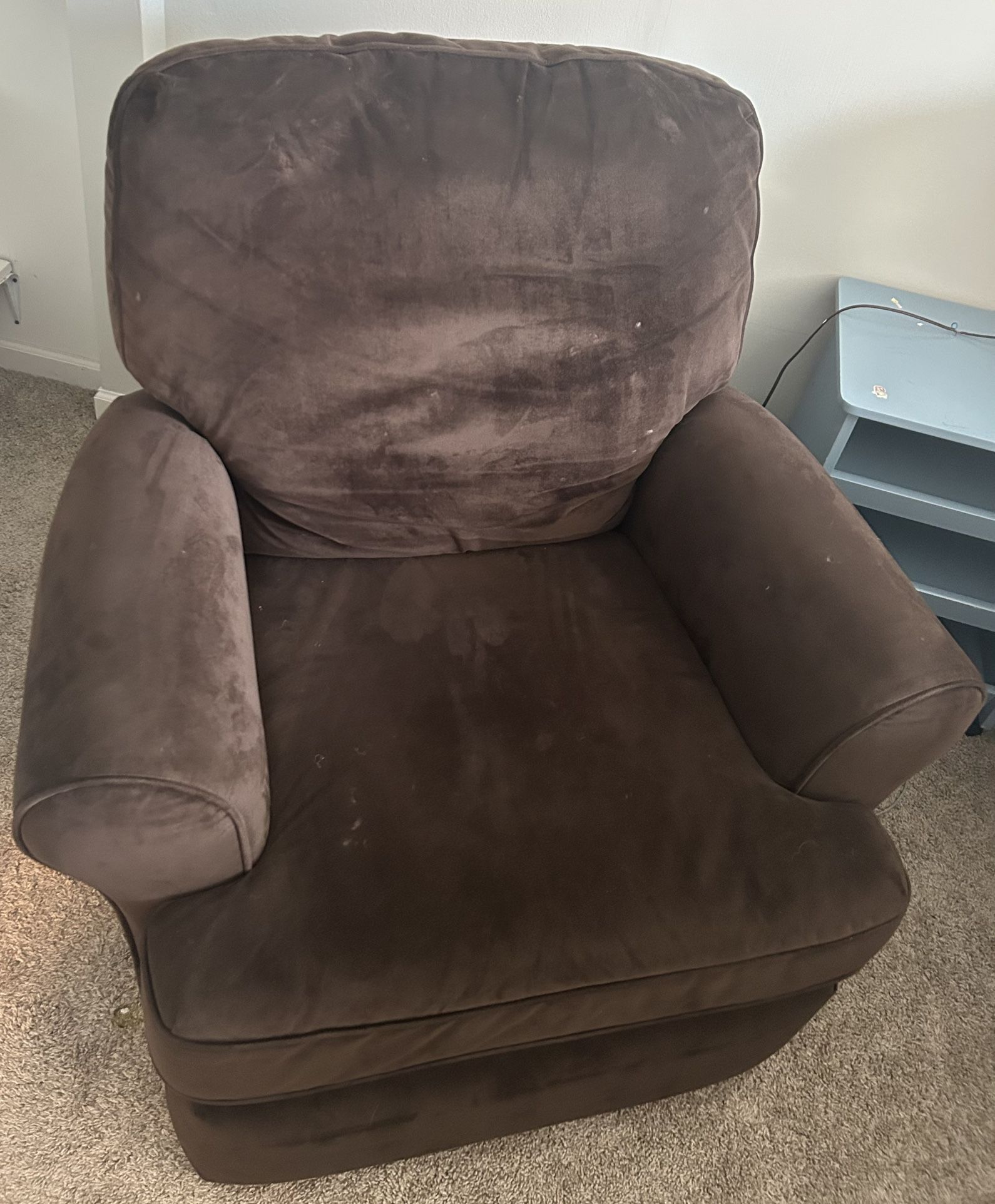 Recliner With Swivel