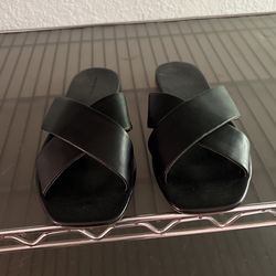 Unisex Blk Sandals