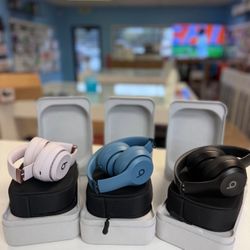 Beats Solo 4 True Wireless On-Ear Headphones With Apple Care Plus Till 2026
