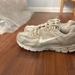 nike vomero 5 