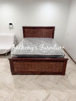 Queen bed & bamboo mattress