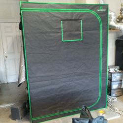 Indoor Grow Equipment 