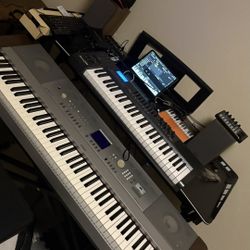 Grand Piano YAMAHA DXG-640