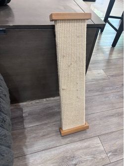 Cat  scratcher (small)