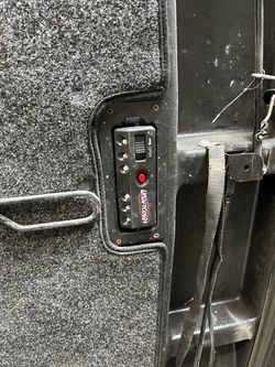 UnderCover Truck Bed Tonneau Cover Latch Lock