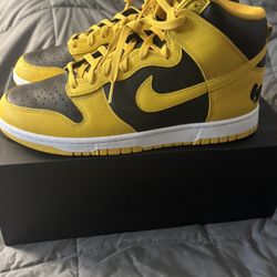 Wu Tang Nike Dunk Hi