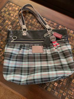 Coach, Authentic Poppy Bag