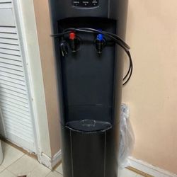 Quench 720 bottleless water dispenser hot and cold water