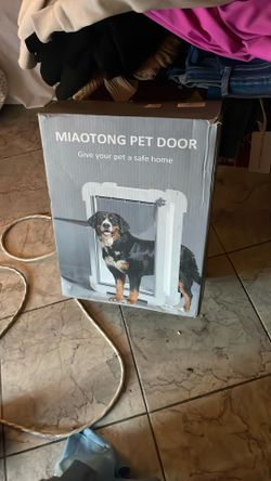 Pet Door New In Box