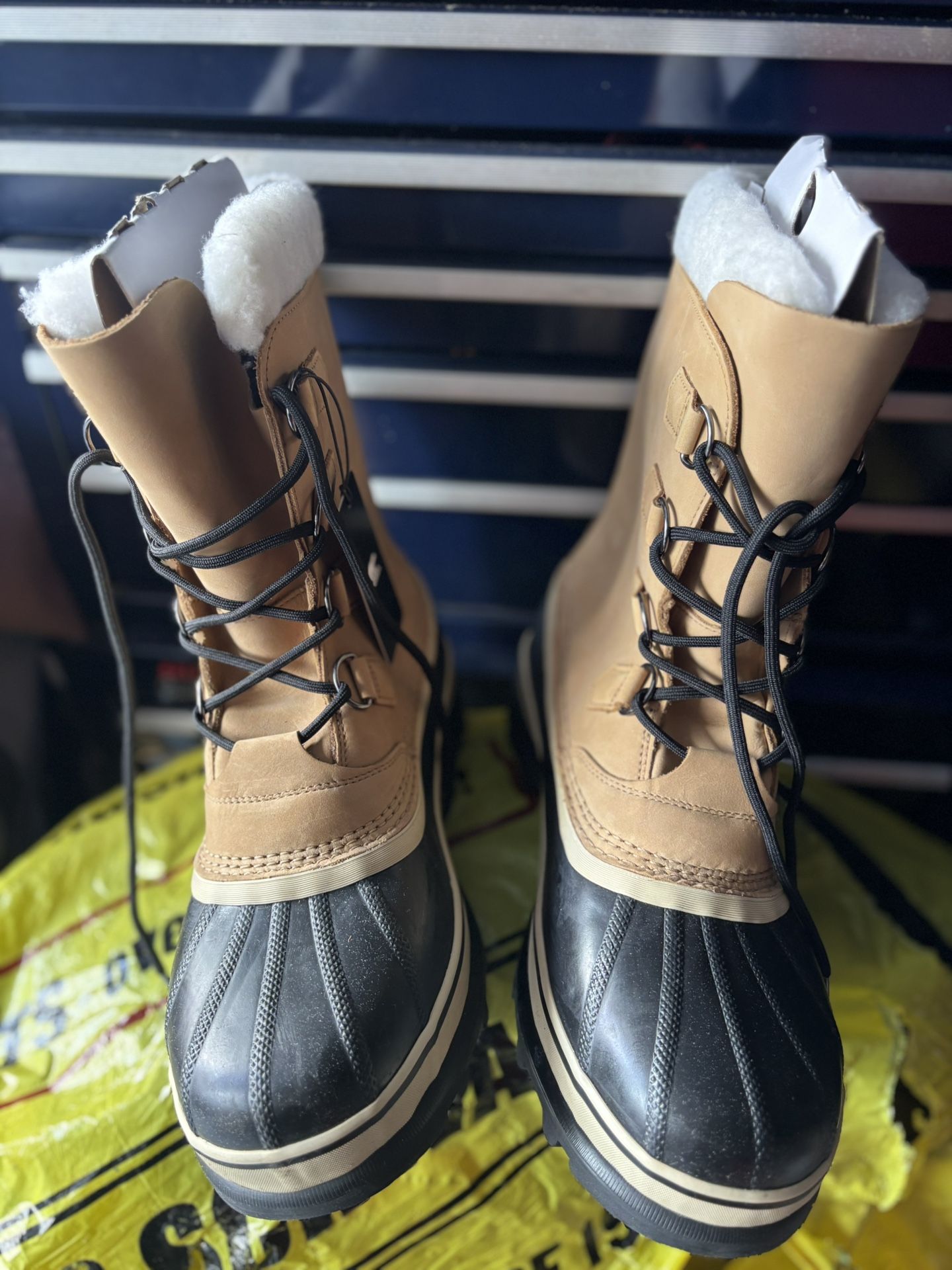 SOREL  CARIBOU PAC Boots *brand New