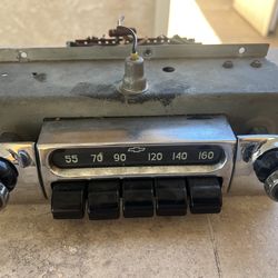 1953 or 54 Original Chevy Belair Radio *LOOKS ONLY*