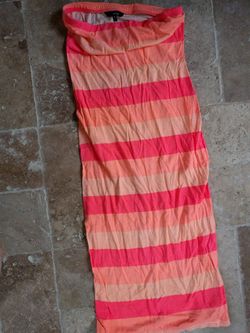 Hurley size small strapless long dress
