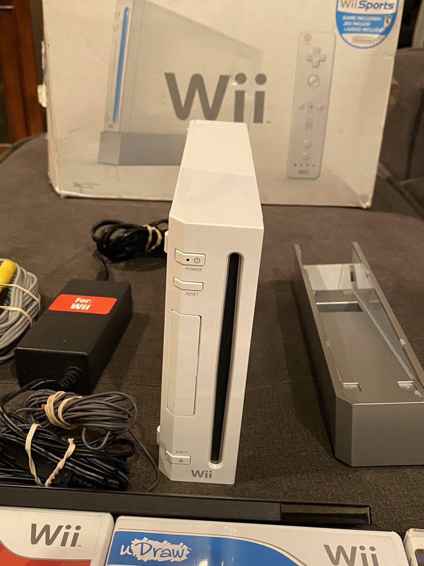 Nintendo Wii Bundle