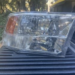 Dodge Ram Headlight 