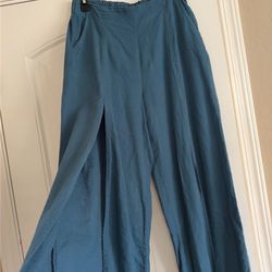 Split leg Pull-Up Pants