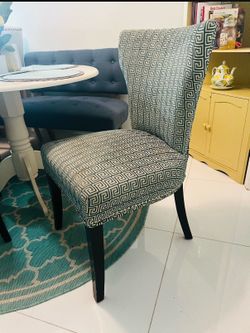 2 Dining Chairs