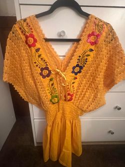 Women’s Mexican artisanal blouse