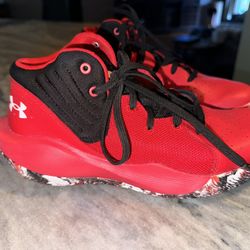 Under Armor, Basketball Shoes 