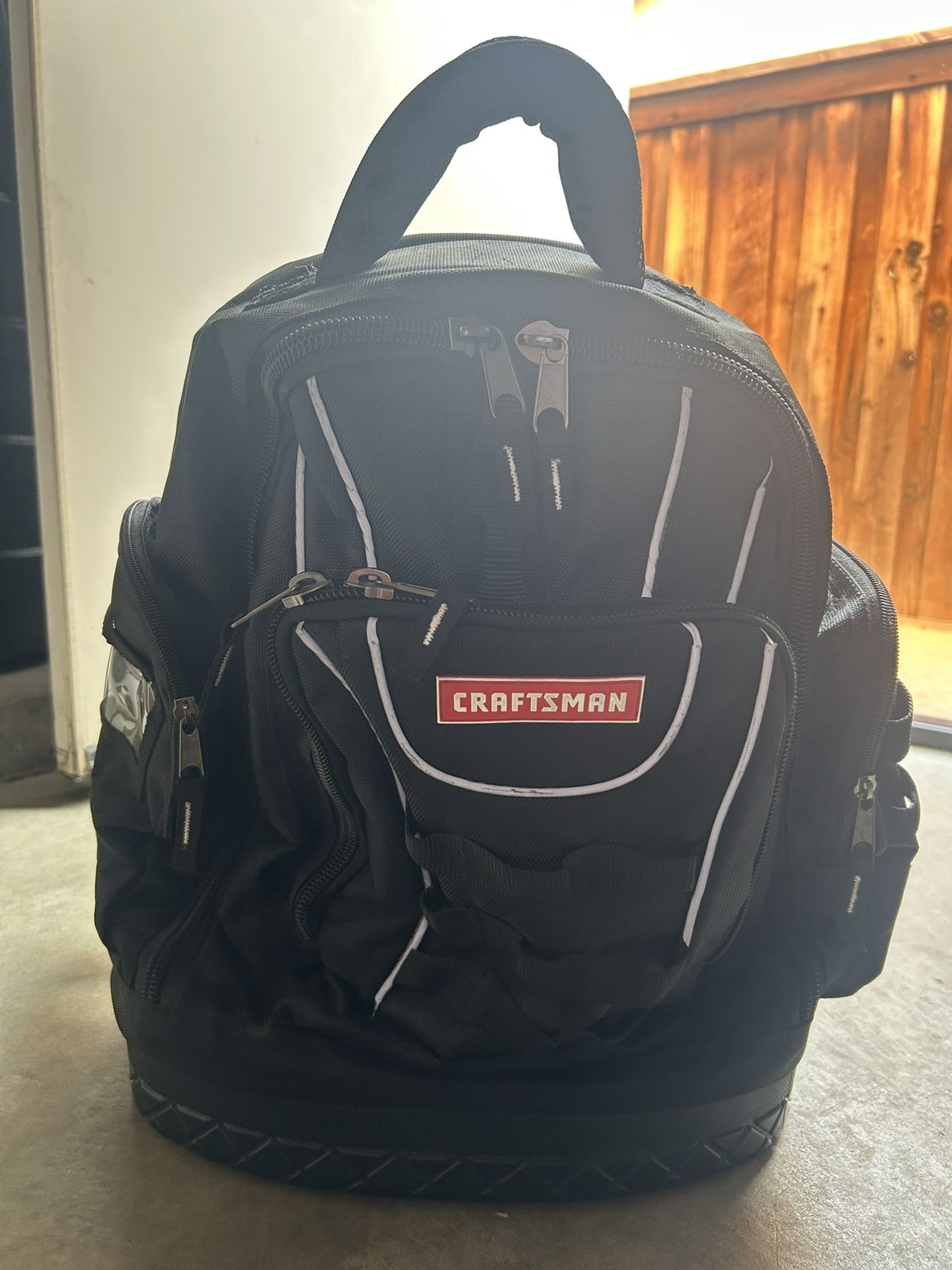 Craftsman Back Pack Tool Bag Heavy Duty 21 Pocket