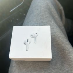 Brand new AirPod Pros 3 The Newest ones Not Open  Also Give Me A Offer