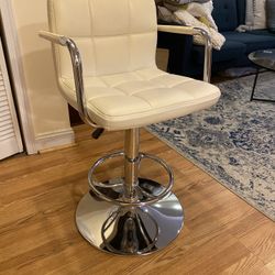 White Hydraulic Swivel Bar Stool – Adjustable