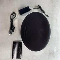 Harmen/Kardon Onyx Studio 4