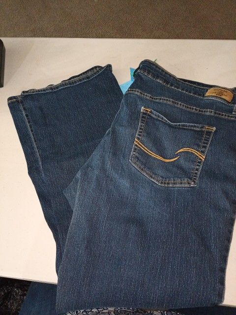 Levi Strauss Signature Modern Bootcut Jeans