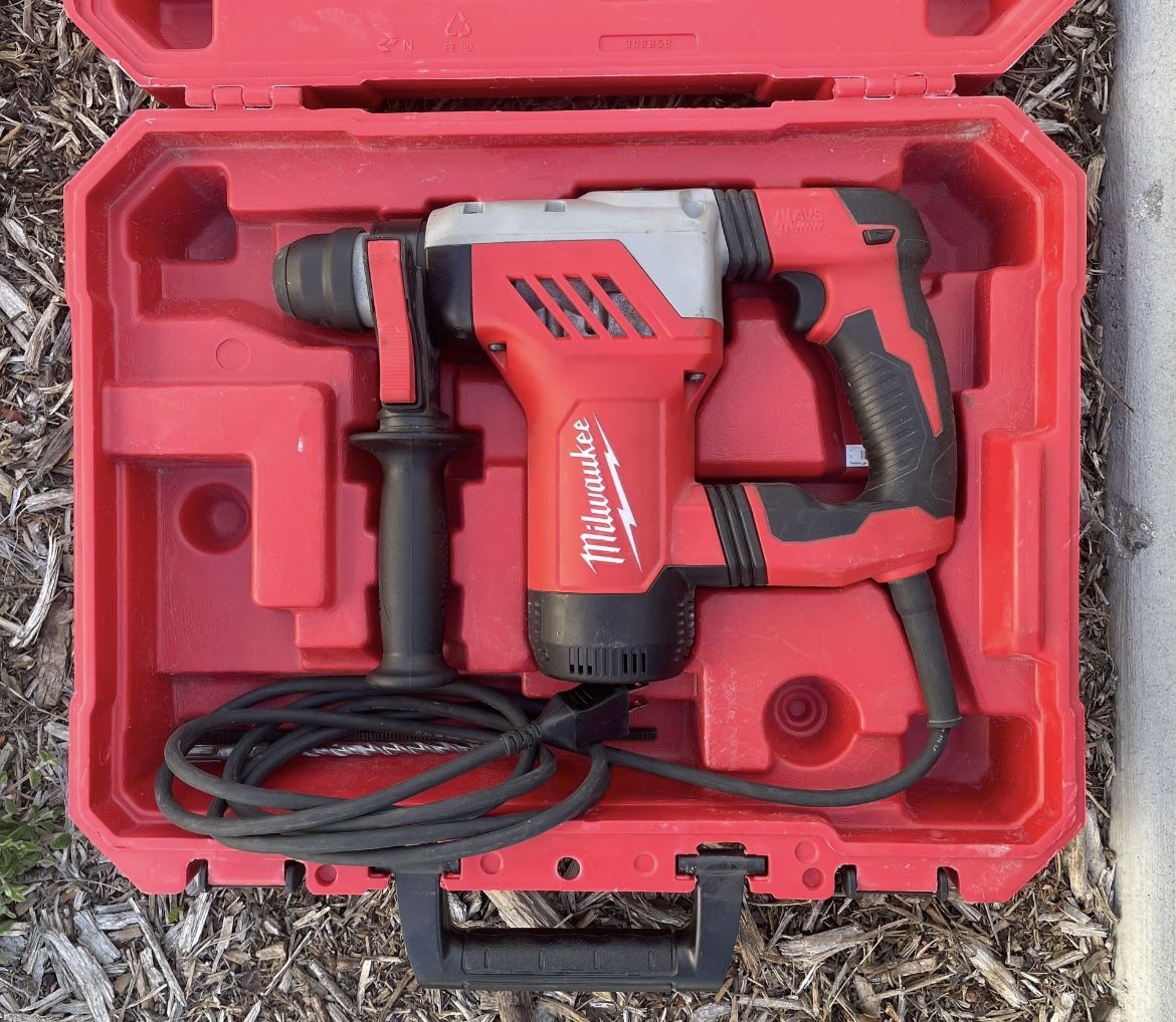 Milwaukee Rotary Hammer